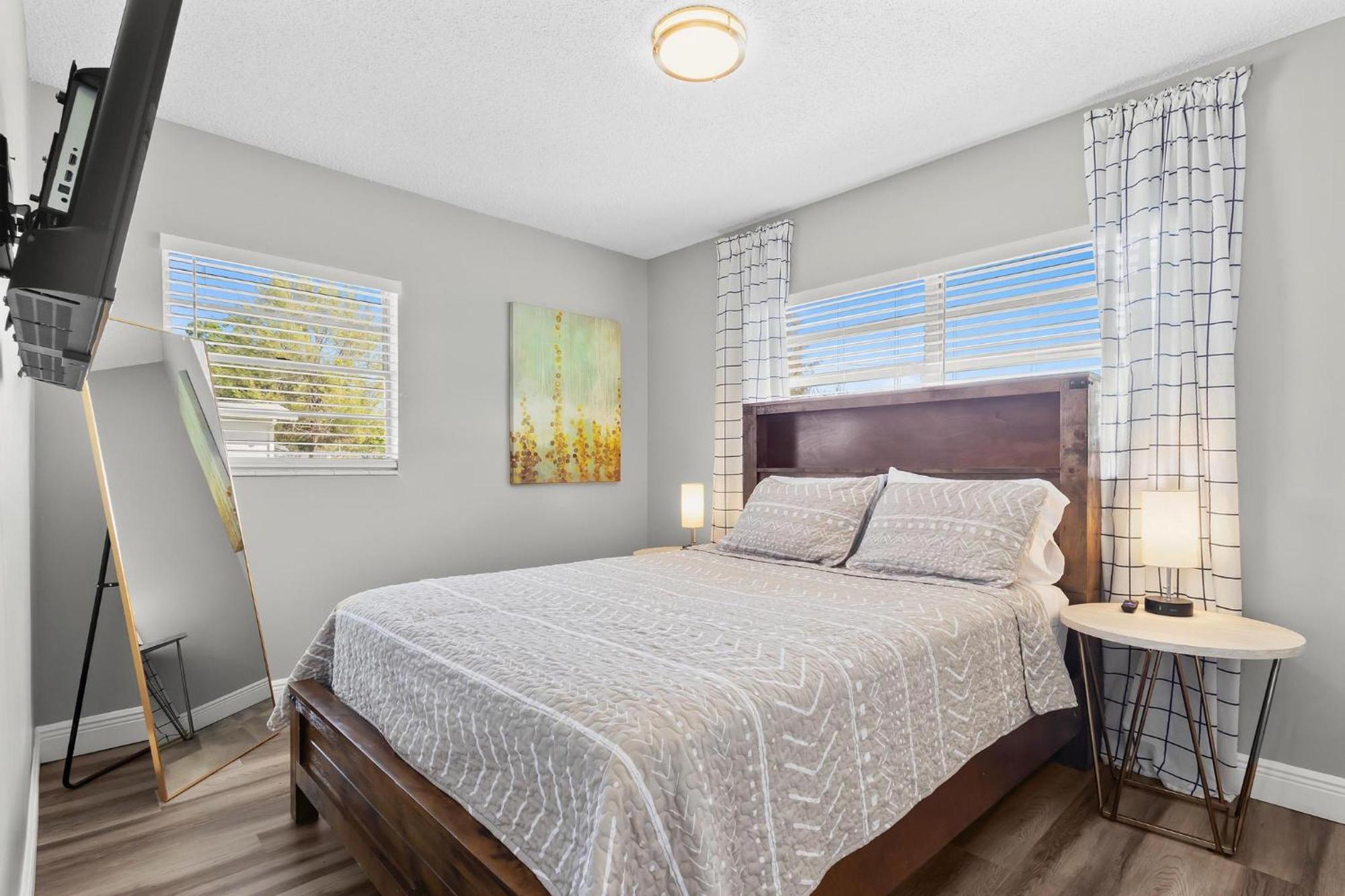 Relaxing Pool Home For Family Getaway Close To Tampa Zoo, Busch Gardens, Restaurants And Shopping! Bagian luar foto